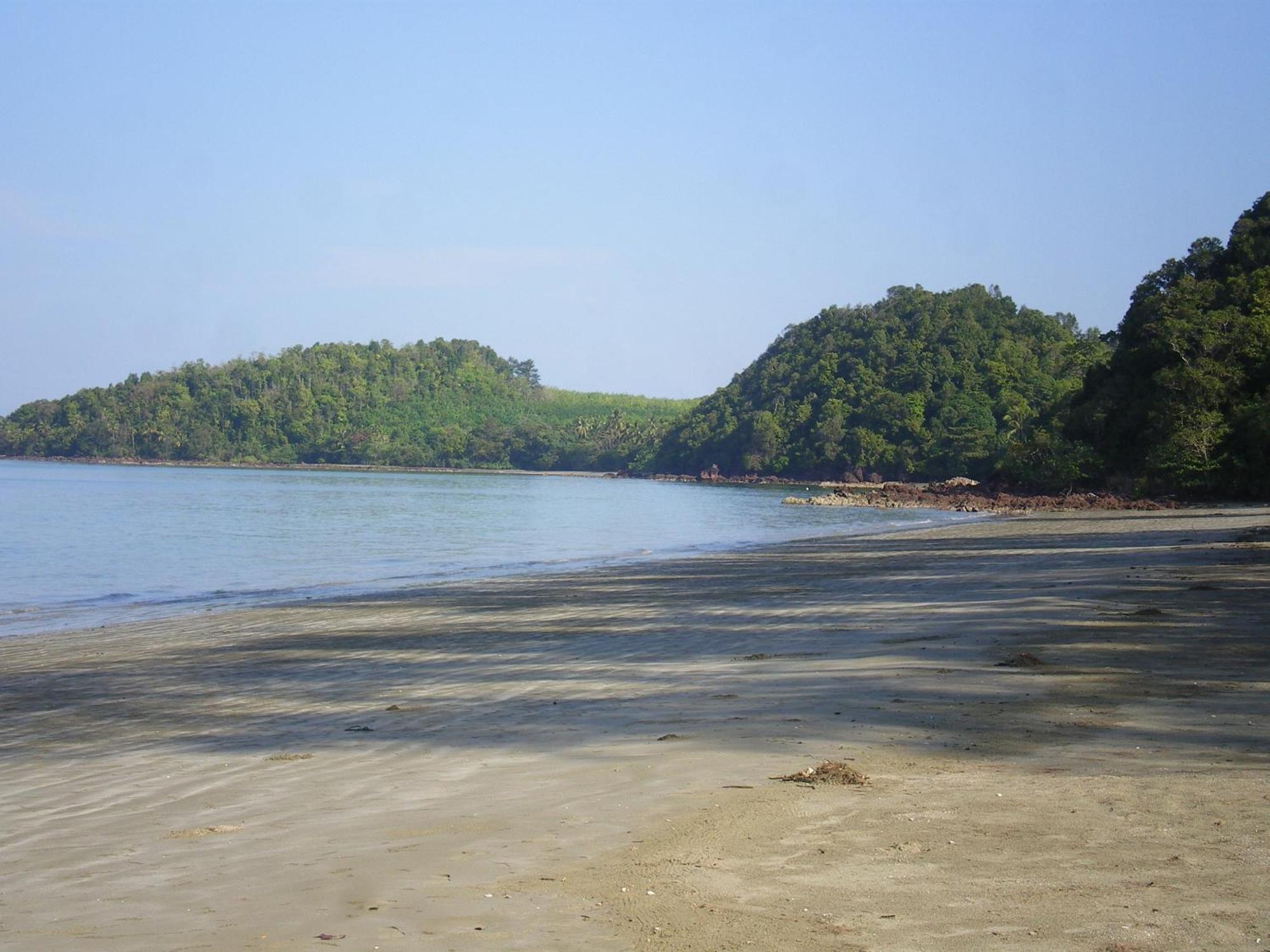 Sukorn Andaman Beach Resort Ko Sukon Exterior photo