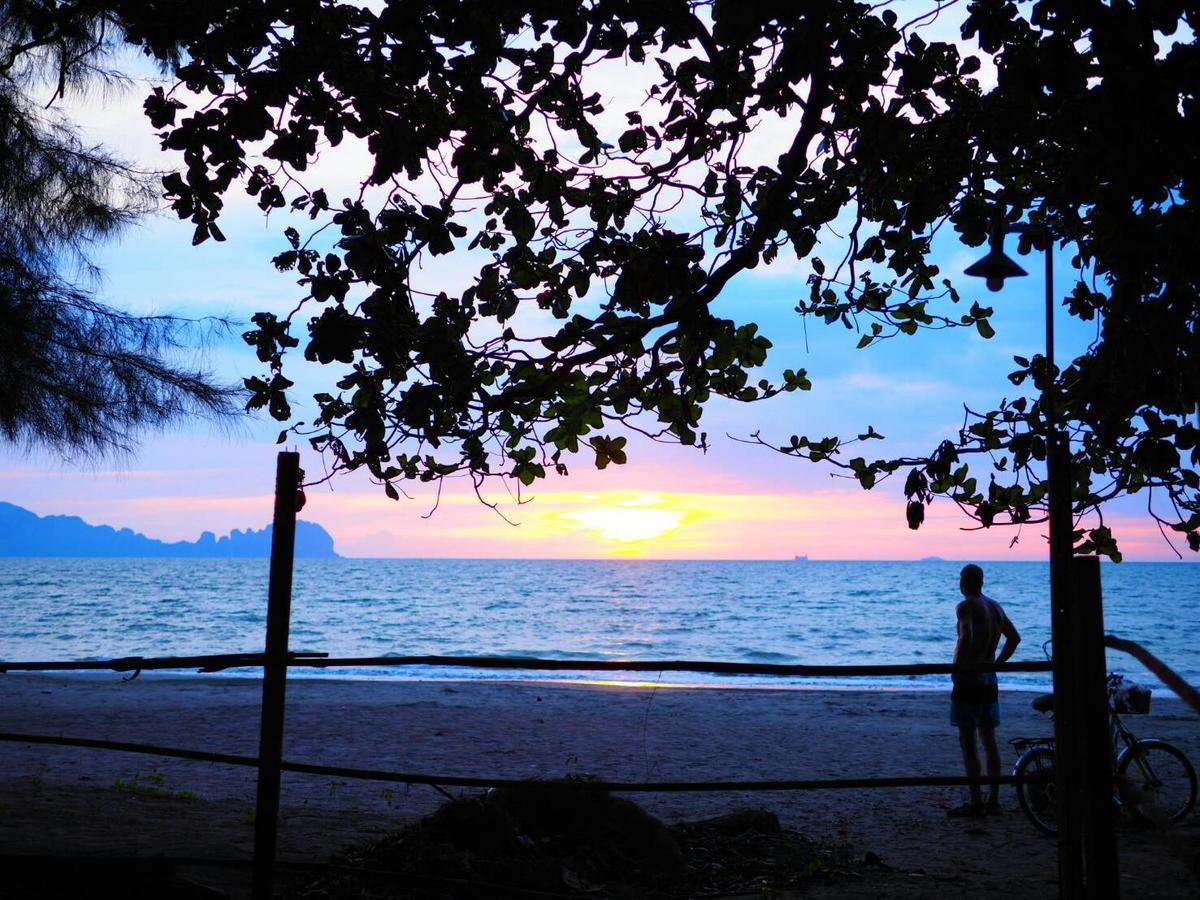 Sukorn Andaman Beach Resort Ko Sukon Room photo